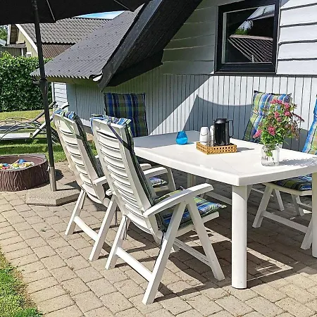 Three-bedroom In 9