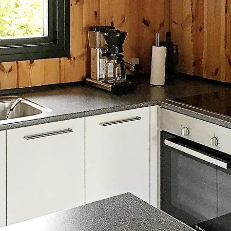 Three-bedroom In 9 Holiday home *